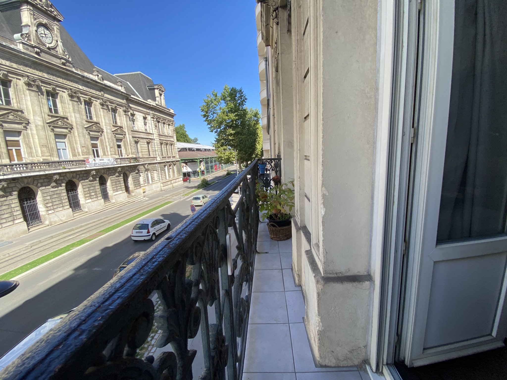 vente Cours Victor Hugo / Place Albert Thomas RARE